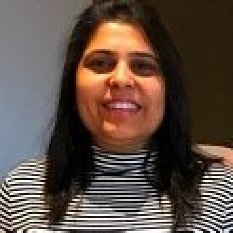 Dr. Arti Bhatia 