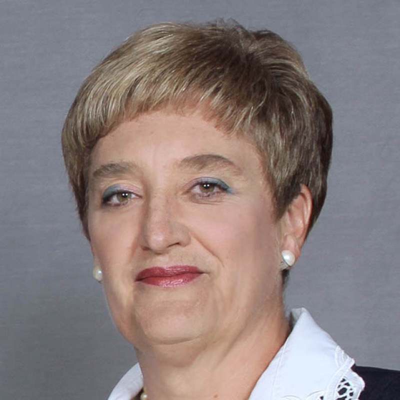 Lucia Steenkamp